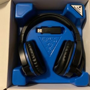 Turtle Beach Stealth 700 Wireless Headphones PS4